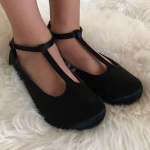 GAP Girls Black Dress Shoes 11 T-Strap Mary Jane